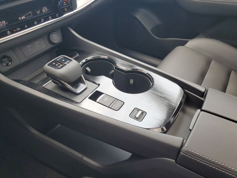 New 2026 Nissan Rogue SV FWD image 9