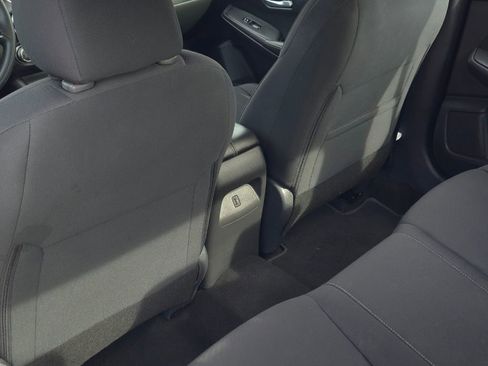 Used 2024 Nissan Sentra SV image 29