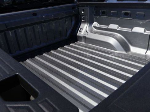 New 2026 GMC Canyon AT4 w/ AT4 Premium Package AWD/4WD image 8