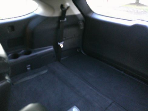 Used 2023 Toyota Highlander XLE image 29