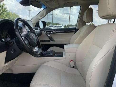 Used 2023 Lexus GX 460 Premium AWD/4WD image 16