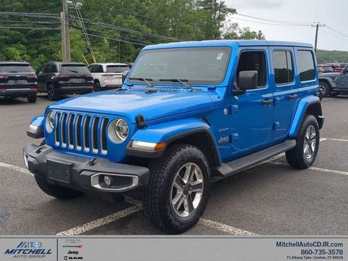 Used 2022 Jeep Wrangler Unlimited Sahara w/ LED Lighting Group AWD/4WD image 1