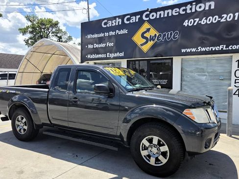 Used 2013 Nissan Frontier Desert Runner RWD image 5