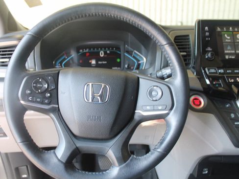 Used 2021 Honda Odyssey EX-L image 14