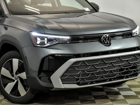 Certified 2025 Volkswagen Taos S image 2