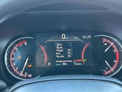 Used 2024 Toyota RAV4 XLE FWD image 27
