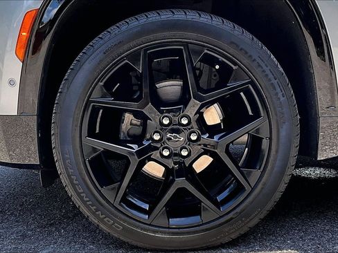 Used 2024 Chevrolet Traverse RS w/ LPO, Floor Liner Package FWD image 35