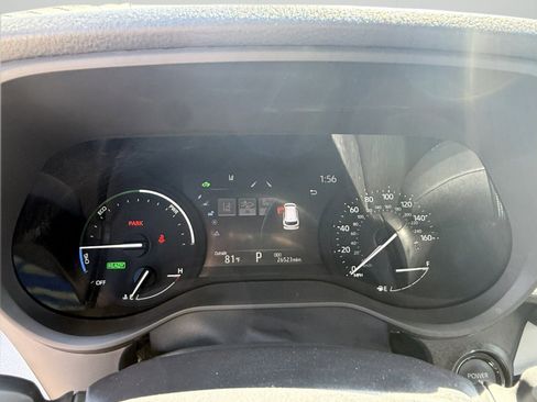 Used 2025 Toyota Sienna LE FWD image 16