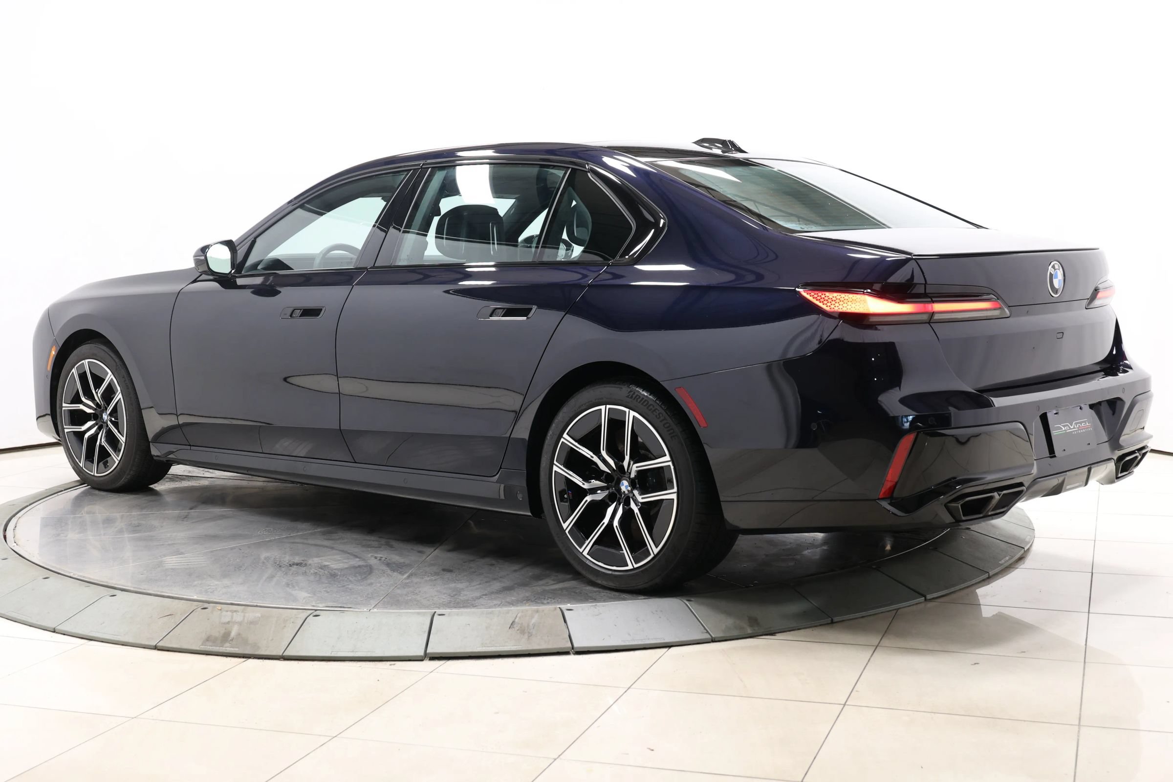 Used 2024 BMW 760i xDrive w/ Executive Package AWD/4WD image 61