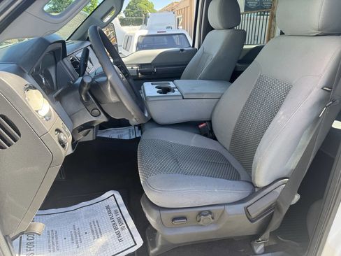 Used 2016 Ford F250 XLT w/ XLT Premium Package image 14