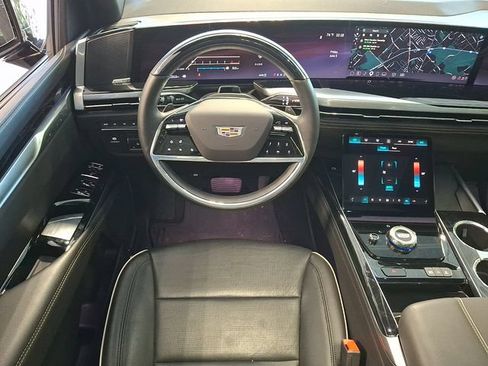 Used 2025 Cadillac Escalade Sport w/ LPO, ONYX Package AWD/4WD image 12