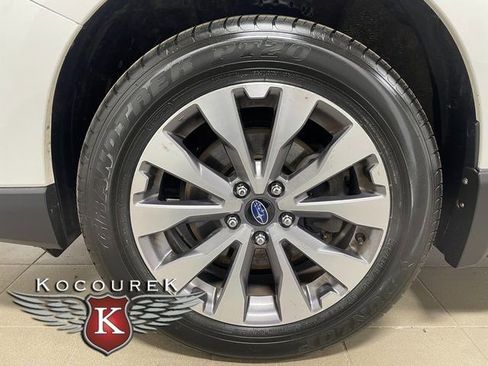 Used 2018 Subaru Outback 2.5i Touring image 7