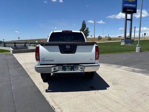 Used 2019 Nissan Frontier SV RWD image 4