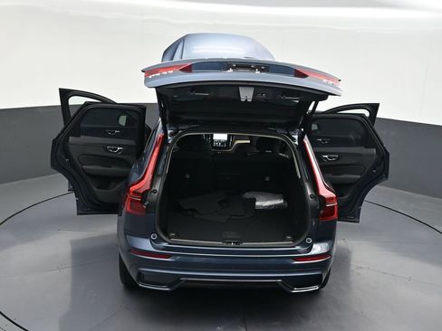 New 2026 Volvo XC60 B5 Plus AWD/4WD image 36