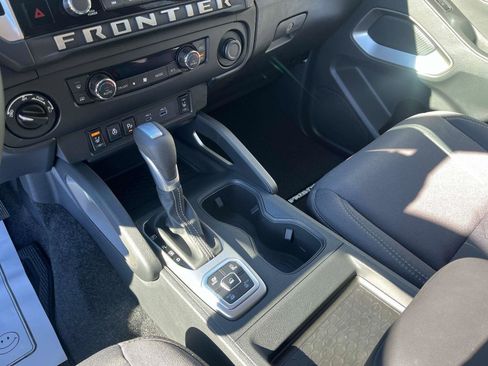 New 2026 Nissan Frontier SV w/ SV Convenience Package AWD/4WD image 26