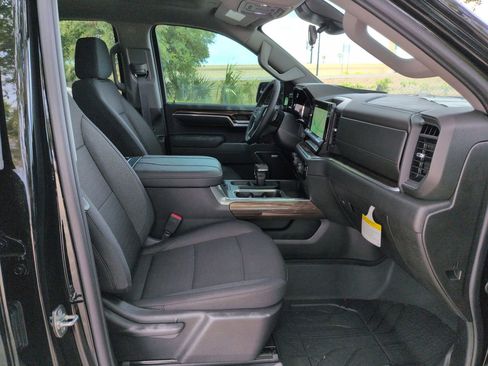 Used 2026 Chevrolet Silverado 1500 RST w/ Dark Appearance Package RWD image 25