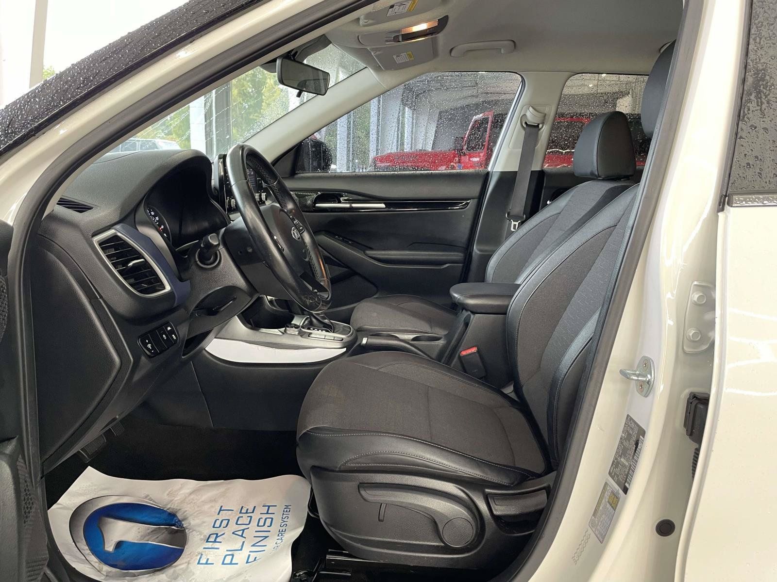 Used 2021 Kia Seltos S AWD/4WD image 16