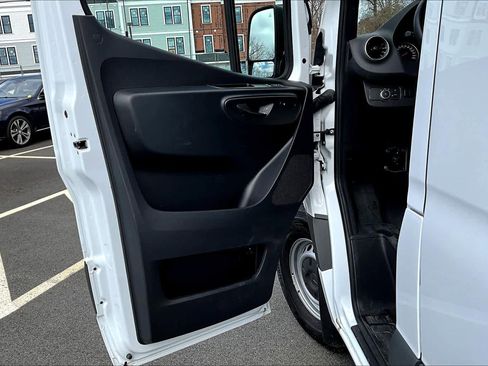Certified 2025 Mercedes-Benz Sprinter 2500 image 21
