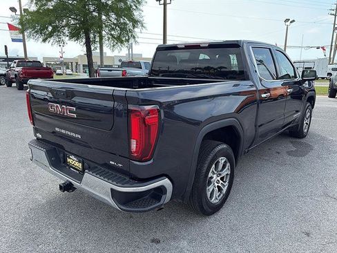 Used 2025 GMC Sierra 1500 SLT AWD/4WD image 5