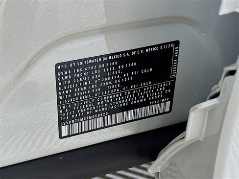 New 2026 Volkswagen Tiguan SE R-Line image 27