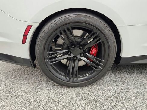 Used 2021 Chevrolet Camaro ZL1 RWD image 23