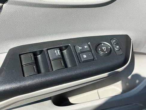 Used 2013 Honda Civic LX image 13