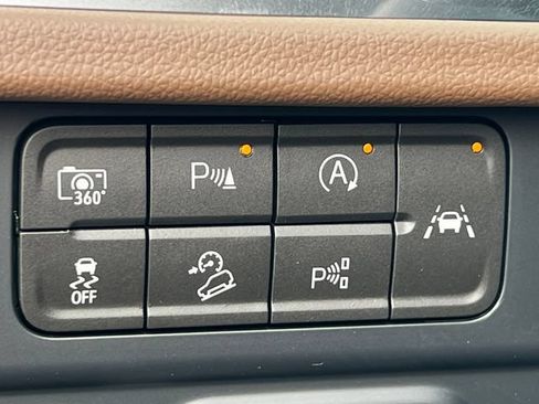 New 2026 Chevrolet Tahoe High Country AWD/4WD image 20
