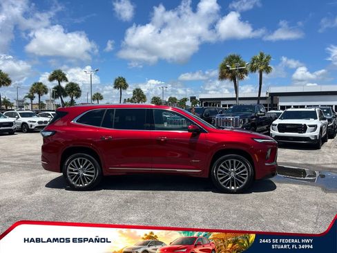 New 2026 Buick Enclave Avenir w/ Super Cruise Package AWD/4WD image 4