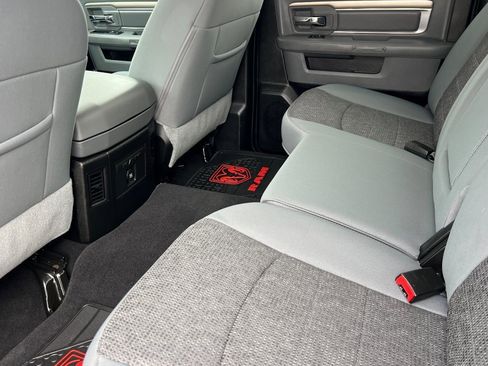 Used 2019 RAM 1500 Classic Warlock image 9