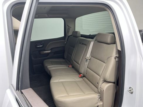 Used 2015 GMC Sierra 2500 SLT w/ Duramax Plus Package image 11