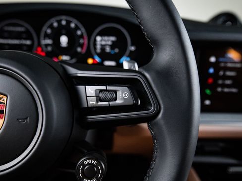 New 2026 Porsche Cayenne Coupe AWD/4WD image 16
