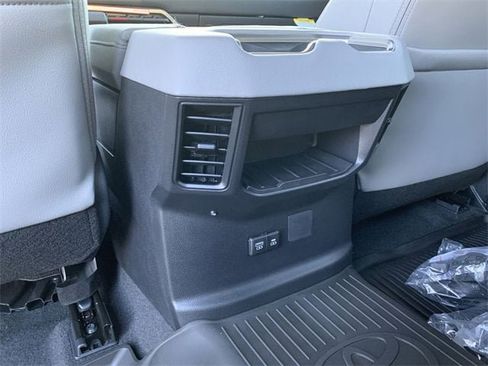 New 2026 Toyota Tundra Limited image 32