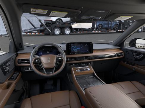 New 2026 Lincoln Aviator Reserve image 9