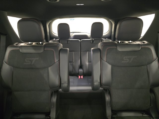 Used 2026 Ford Explorer ST AWD/4WD image 23