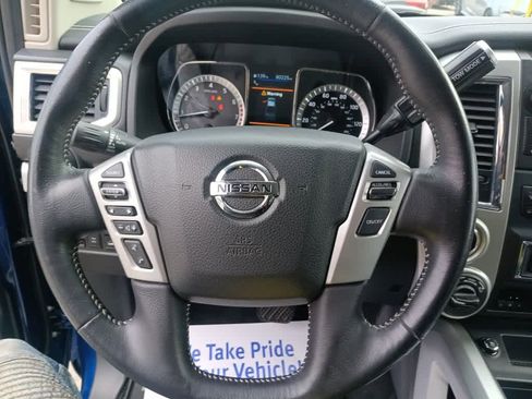 Used 2019 Nissan Titan PRO-4X w/ Pro-4x Convenience Package image 12