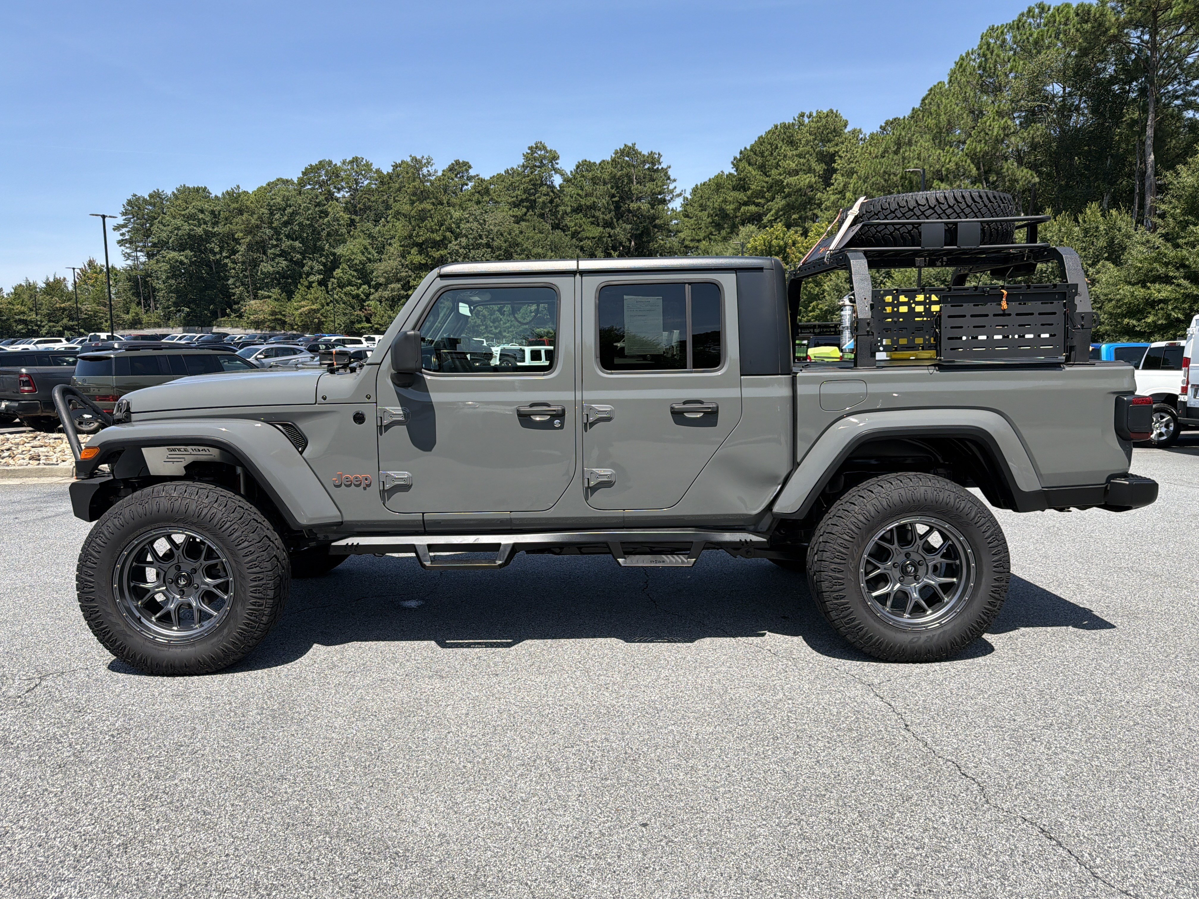 Used 2021 Jeep Gladiator Sport AWD/4WD image 4