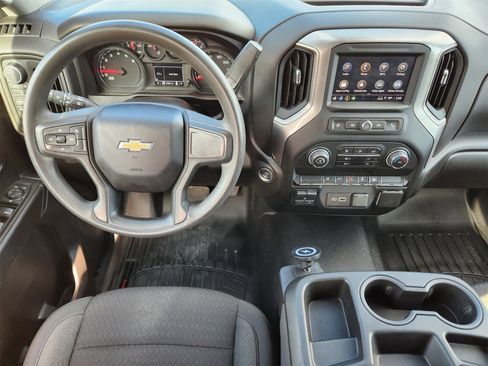 Used 2024 Chevrolet Silverado 2500 Custom w/ Custom Convenience Package image 27