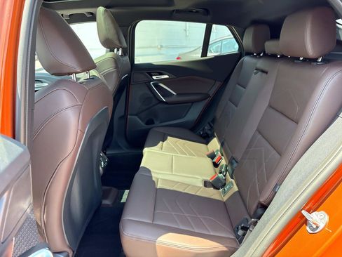 Certified 2025 BMW X2 xDrive28i image 13