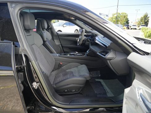 Used 2022 Audi e-tron GT Premium Plus image 20