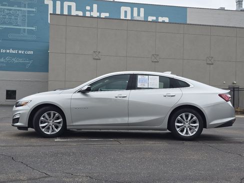 Used 2022 Chevrolet Malibu LT FWD image 17