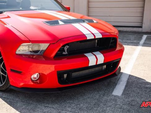Used 2011 Ford Mustang Shelby GT500 w/ SVT Performance Pkg image 24