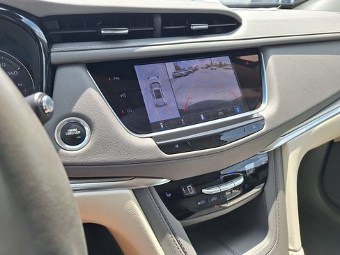 Certified 2023 Cadillac XT5 Premium Luxury w/ Technology Package AWD/4WD image 25