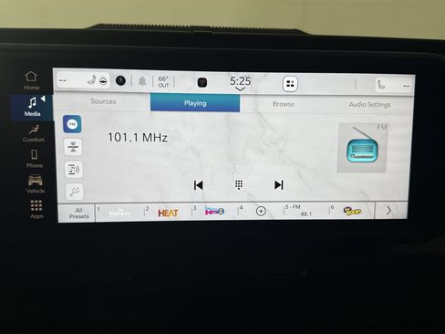 New 2026 Jeep Gladiator Sport image 21