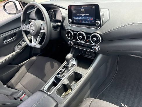 Used 2025 Nissan Sentra SV FWD image 30