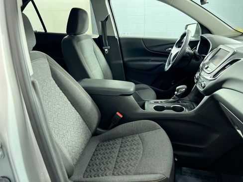 Used 2022 Chevrolet Equinox LT image 29