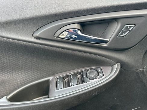 Used 2023 Chevrolet Malibu LT image 12