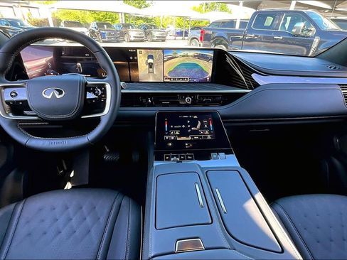 Certified 2026 INFINITI QX80 Autograph w/ Premium Cargo Package AWD/4WD image 19