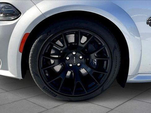 Used 2023 Dodge Charger SRT Hellcat w/ Harman/Kardon Audio Group image 10