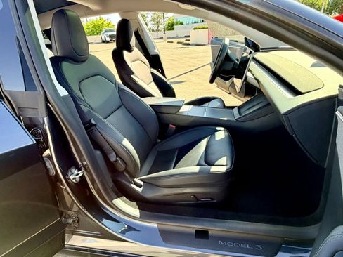 Used 2024 Tesla Model 3 Long Range RWD image 31