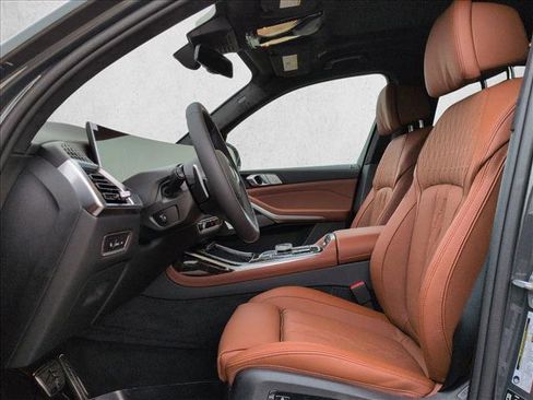 New 2026 BMW X7 xDrive40i w/ M Sport Package image 4